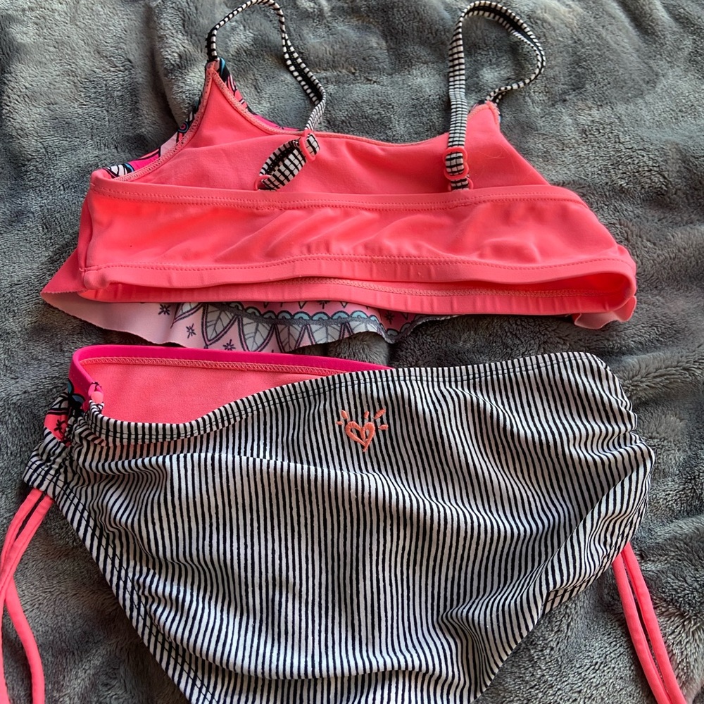 pink pattern bikini - Picture 2 of 2